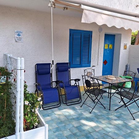 פונטנה ביאנקה Suite House L'Isola Che Non C'E מראה חיצוני תמונה