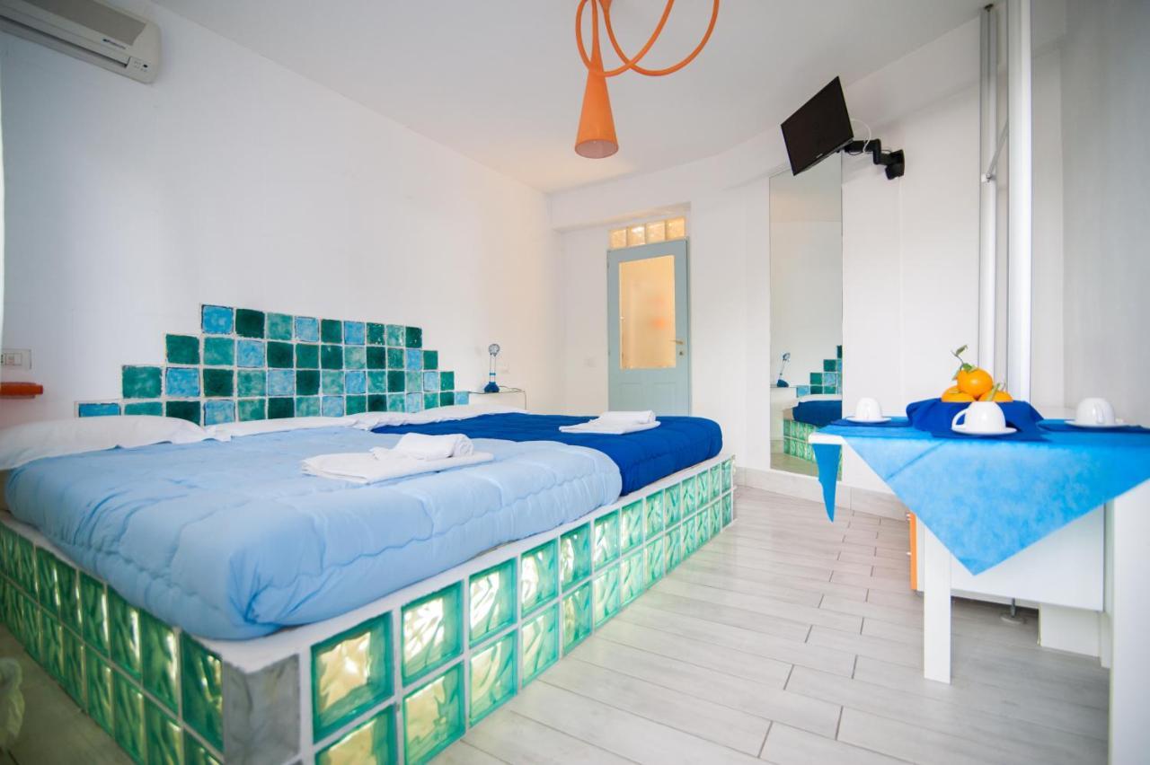 פונטנה ביאנקה Suite House L'Isola Che Non C'E מראה חיצוני תמונה