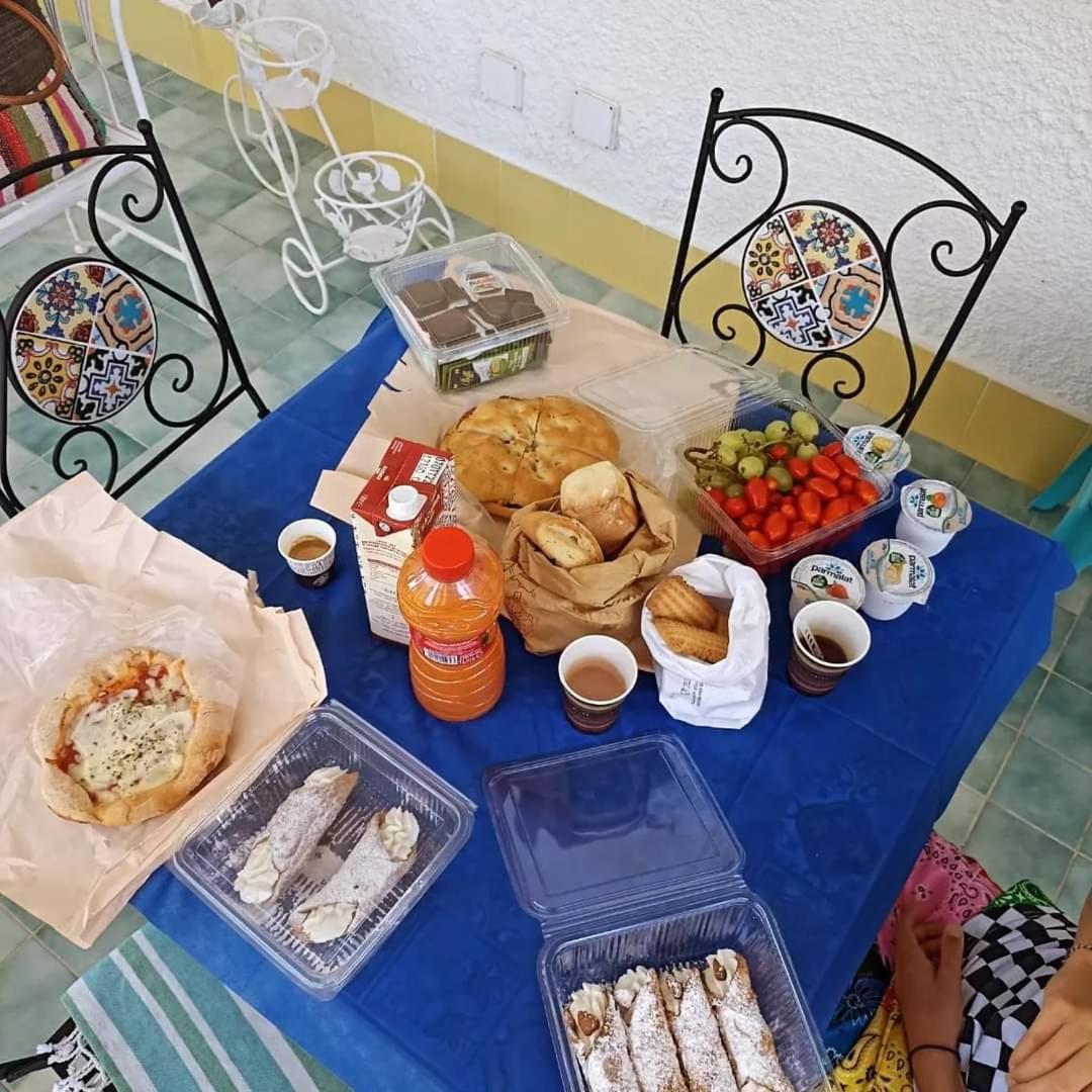 פונטנה ביאנקה Suite House L'Isola Che Non C'E מראה חיצוני תמונה