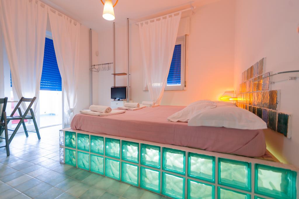 פונטנה ביאנקה Suite House L'Isola Che Non C'E מראה חיצוני תמונה