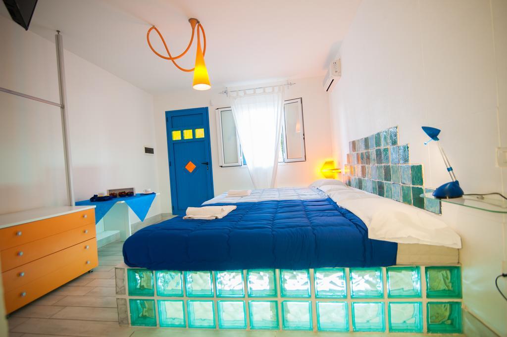 פונטנה ביאנקה Suite House L'Isola Che Non C'E מראה חיצוני תמונה