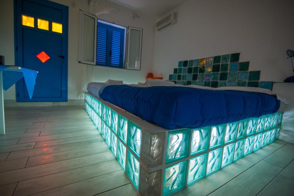 פונטנה ביאנקה Suite House L'Isola Che Non C'E מראה חיצוני תמונה