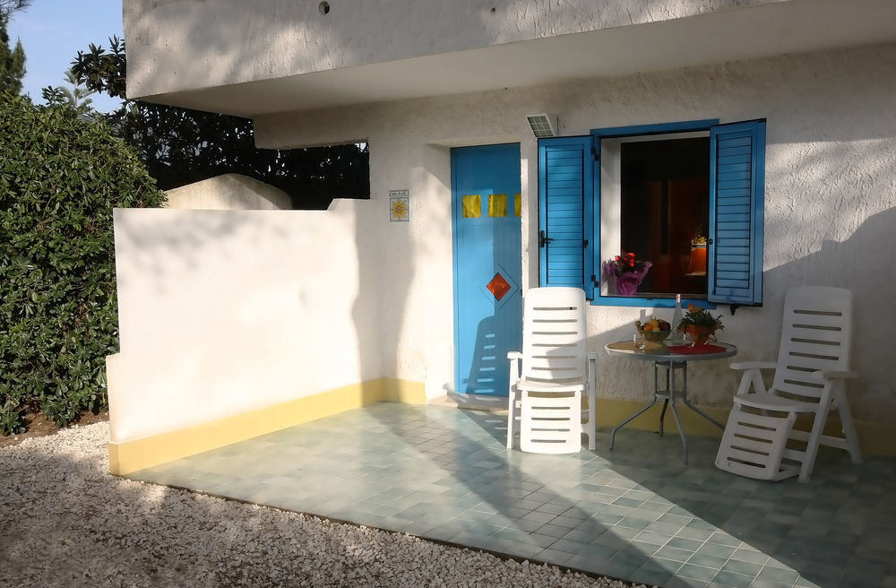 פונטנה ביאנקה Suite House L'Isola Che Non C'E מראה חיצוני תמונה